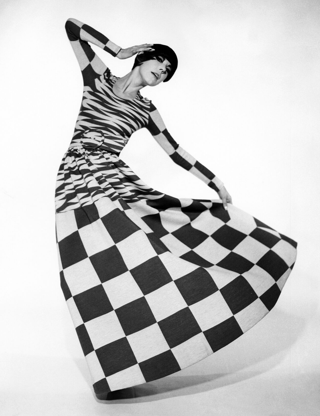 PHXArt_FearlessFashion_Claxton_dress by Gernreich.jpg
